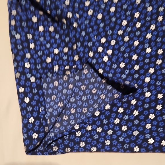 NWT Michael Kors Blue Floral Sleeveless Top Sz L - Picture 6 of 6